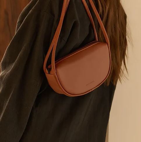 Shoulder Bag Brick - Vegan, Sustentável e Essencial